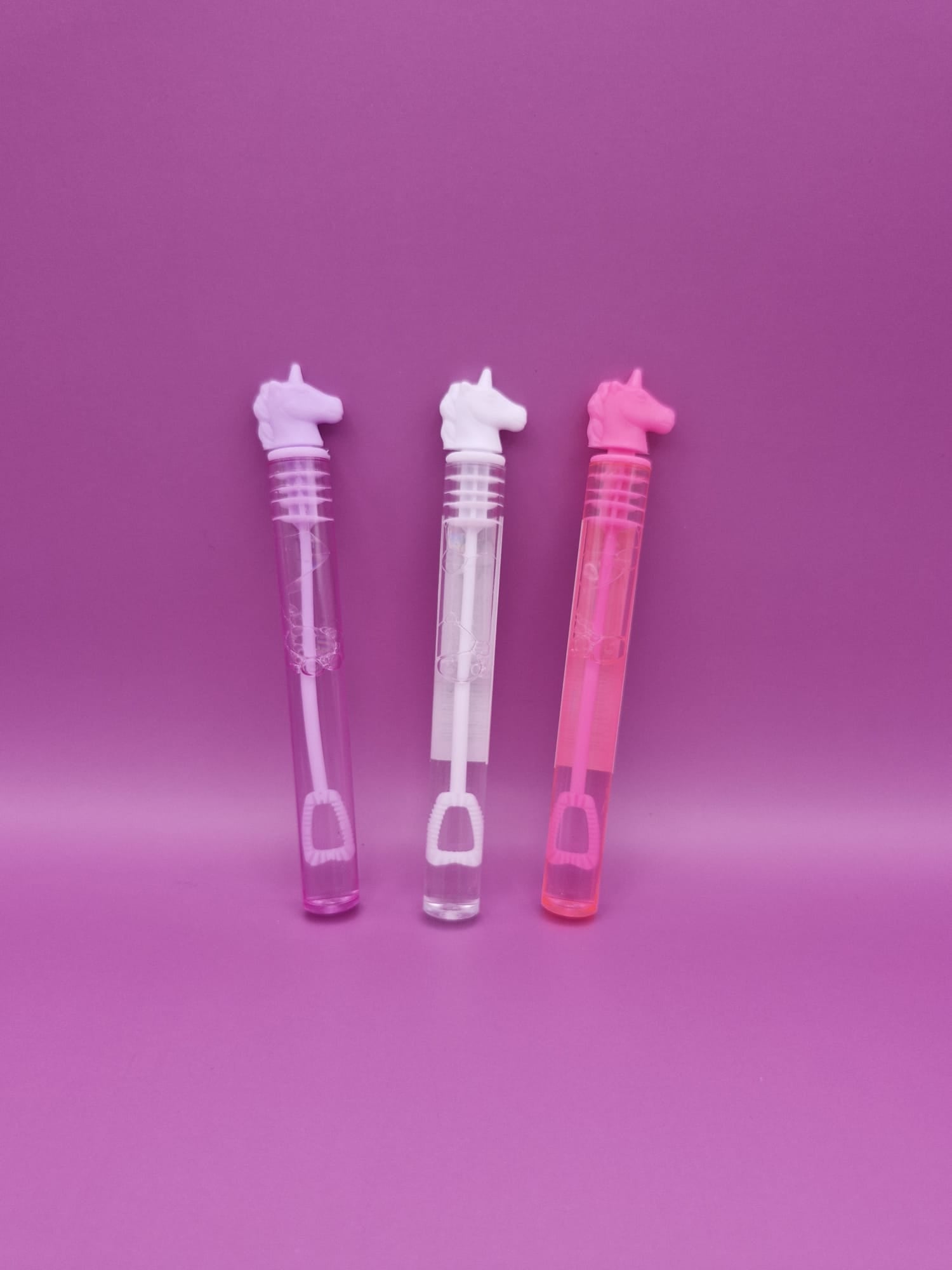 Set of unicorn bubble tubs